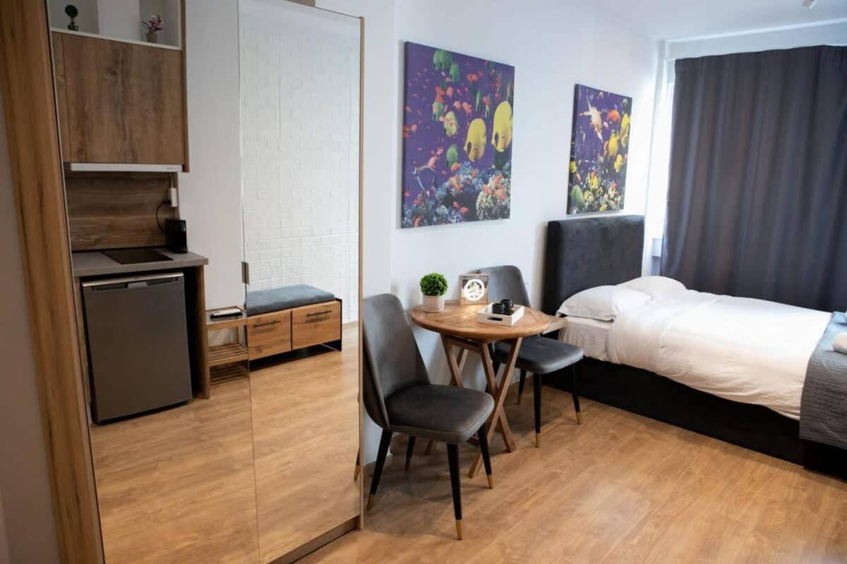 Apartamento Cozy Modern Studio In Tesalónica Exterior foto