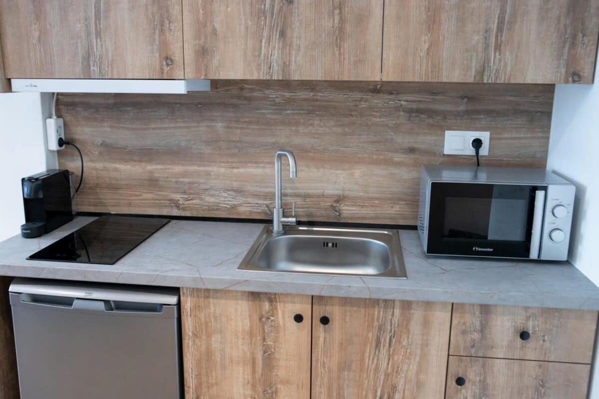 Apartamento Cozy Modern Studio In Tesalónica Exterior foto